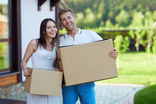 Convenient storage space near Finsbury for household belongings