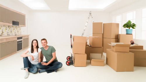 Packing boxes for mobile self storage in Finsbury